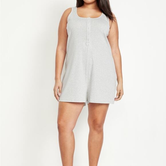 Old Navy light heather gray Knit Henley Romper - Picture 1 of 16